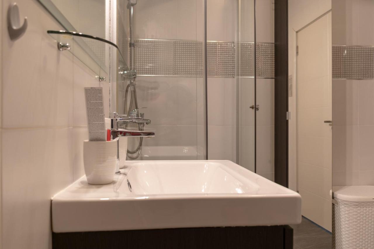Apartamento Stan Na Dan 021 Novi Sad Exterior foto